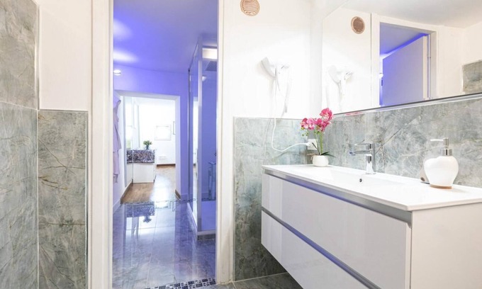 Rione VII Regola Apartment | Campo dei Fiori Detached Apartment Eligio