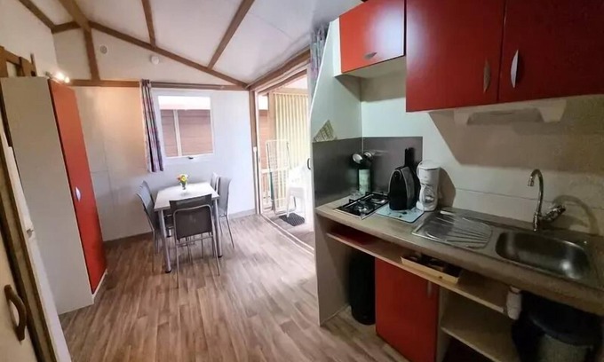 Saint-Didier-sous-Aubenas Ski Chalet | Campsite le Verger de Jastres * - Chalet SAMOA - Family and inclusive 1/5 pers. 5 people