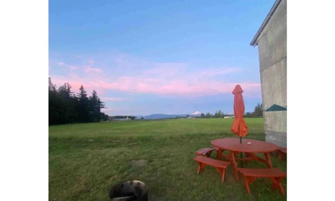 Ferndale RV Rental | CAMPSITE Mourning Dove at June Bud Farms