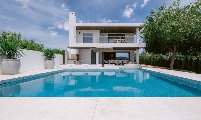 Can Ramon Villa | Can Palau in Santa Eulària des Riu