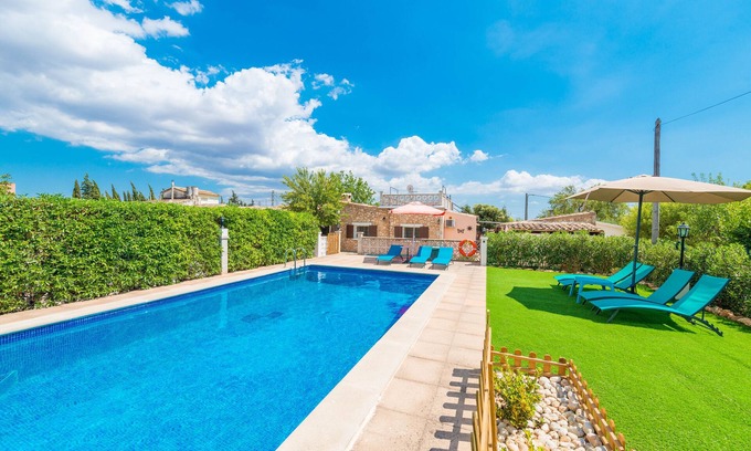 Inca Villa | CAN TOMEU - Beautiful villa with private garden and pool in a quiet area. Free WiFi