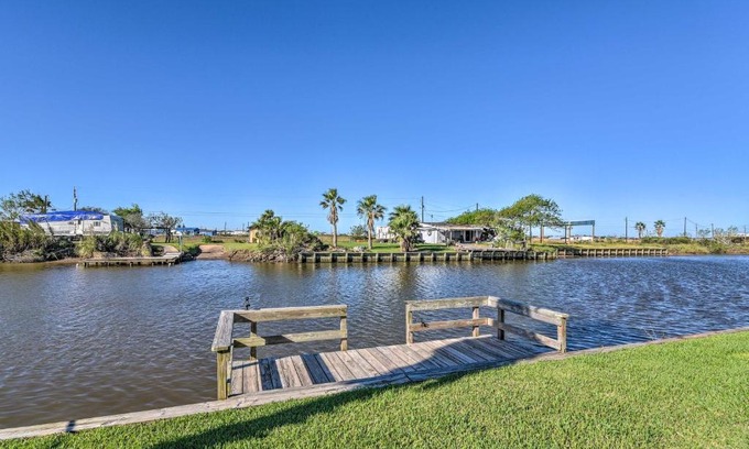 Cedar Lane House | Canalfront Sargent Cabin with Patio 1 Mi to Beach!