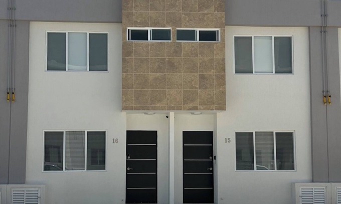 Cancun House | Cancun 15 House 6 guest 3 rooms w private bathroom in south Cancun best area
