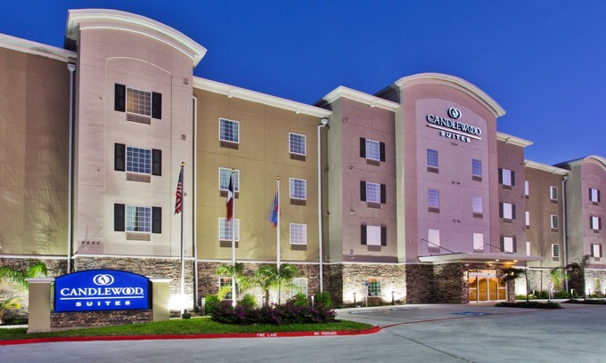Flour Bluff Hotel | Candlewood Suites Corpus Christi-Naval Base Area by IHG