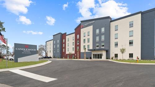 Perry Hotel | Candlewood Suites Perry-National Fairground Area by IHG