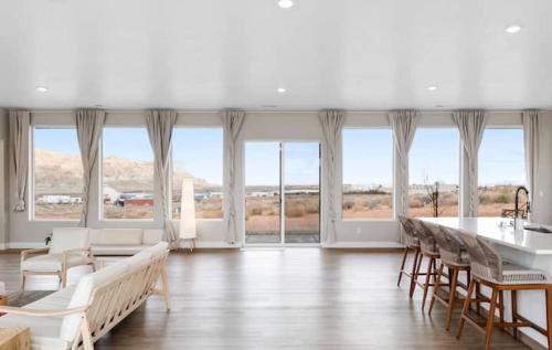 Big Water House | Canyon Mesa Haven, Luxury Stay near Lake Powell