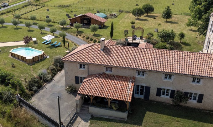 Saint-Pierre-de-Buzet House | Cap de Jean - LE CHAI - PRIVATE SWIMMING POOL, 2 GAME ROOMS AND LARGE GARDEN.