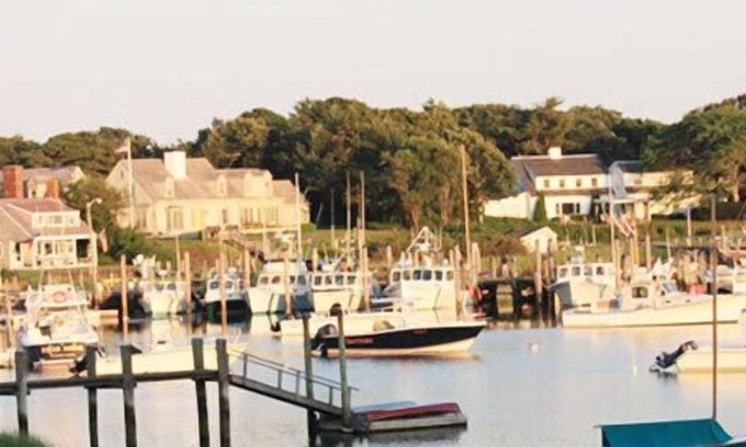 Main Street Hyannis Hotel | Cape Cod Inn