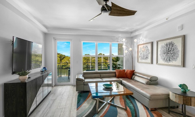 Merritt Island Apartment | Cape Crossing Resort & Marina