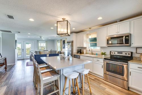 Cape San Blas House | Cape San Blas Home with Pool Access Walk to Beach!