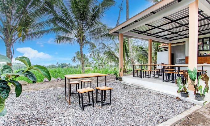 Pakem Hotel | Capital O 93882 The Pondok Palma Villa & Resto