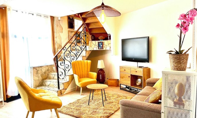 Biras House | Caporizon - Superbe Gîte au Coeur du Périgord Déco Rugby
