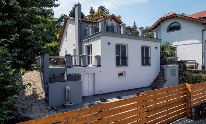 Tihany Villa | Capre Tihany - w/lake view and jacuzzi, near the beach