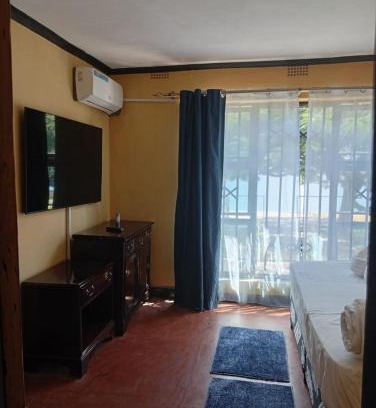 Cape Maclear Apartment | Capricorn by Quest-Cape Maclear