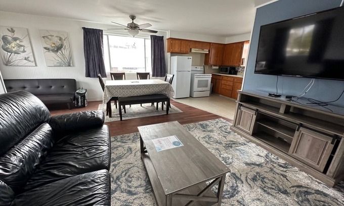 Charleston Hotel | Capt John's Motel