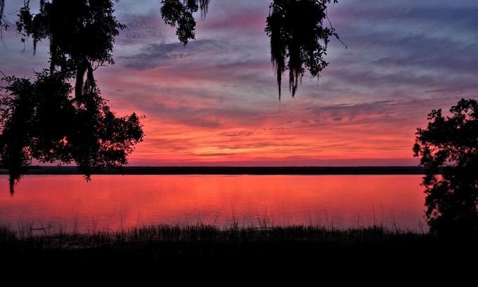 St. Simons Island House | Captain's Boathouse- Kayaks, Private Dock, Views!
