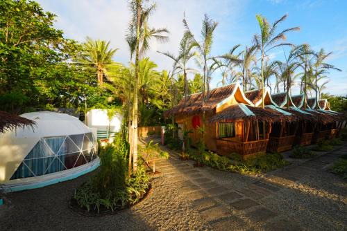 Lanas Resort | Carabao Island Beach Camp