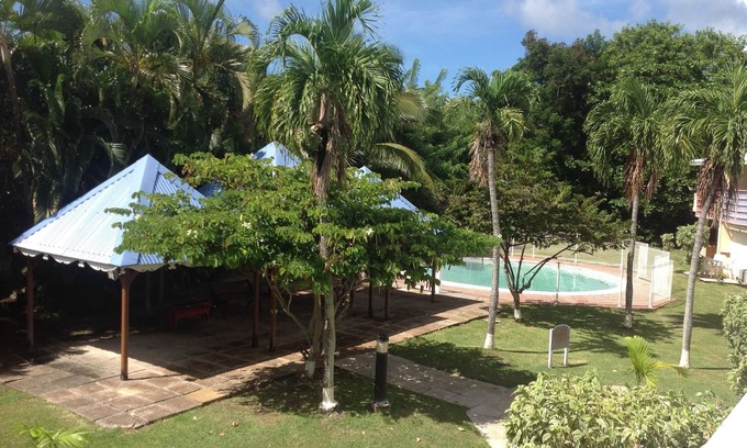Sainte-Anne Apartment | CARAIBES HOLIDAYS" luxury apartment