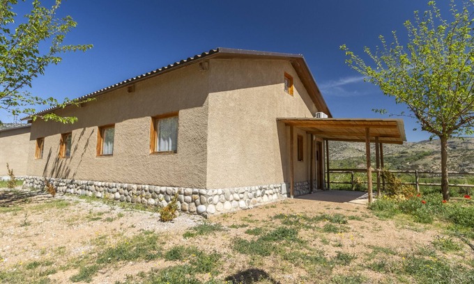 Alos de Balaguer RV Rental | Caravan 'Bungalow 3' with Mountain View, Wi-Fi and Air Conditioning