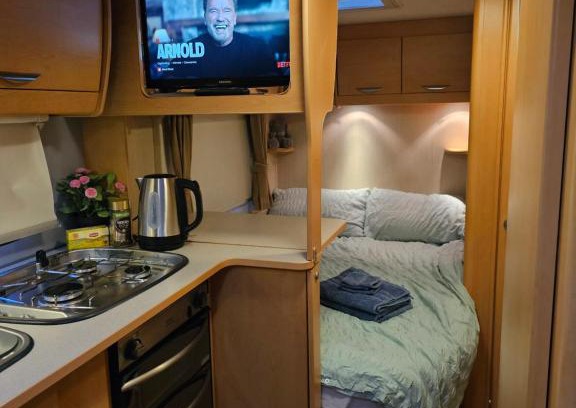 Dooradoyle Bed & Breakfast | Caravan Experience