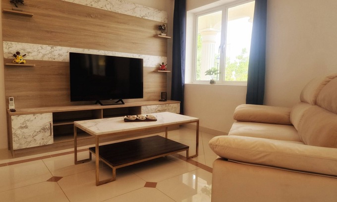 Sunset Heights House | Caribbean Comfort: Relax and enjoy Curaçao