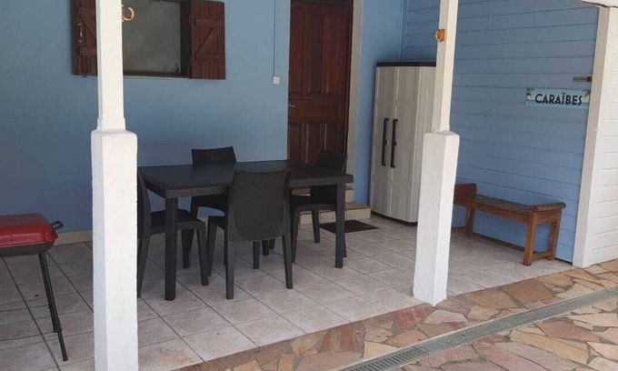 Petit-Bourg House | CARIBBEAN PAVILION IN THE CENTER OF THE ISLAND CLOSE TO BEACHES & CASCADES