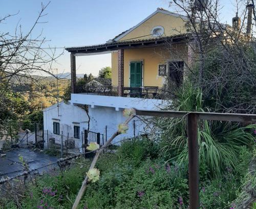 Ano Korakiana House | Carl's Veranda