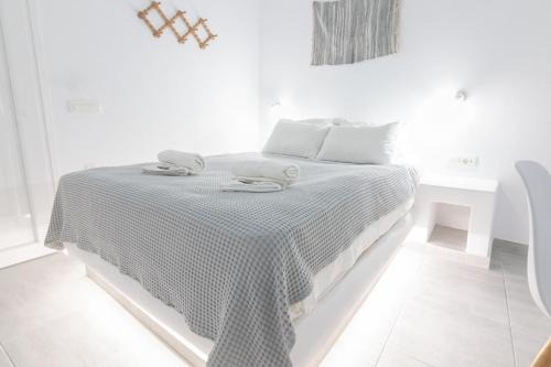 Akrotiri House | Carlos Pension