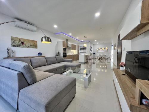 Qrendi Apartment | Carousel Apartments