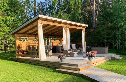Osthammar Municipality House | Carpe Diem Guest Cottage