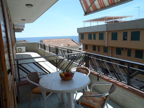 Sant'Anna Apartment | Casa 1 Sole - Mare - Montagna con Terrazza panoramica