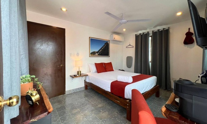Merida Bed & Breakfast | Casa a 5 Minutos de Paseo Montejo. Con 4 Habitaciones Completas Disponibles