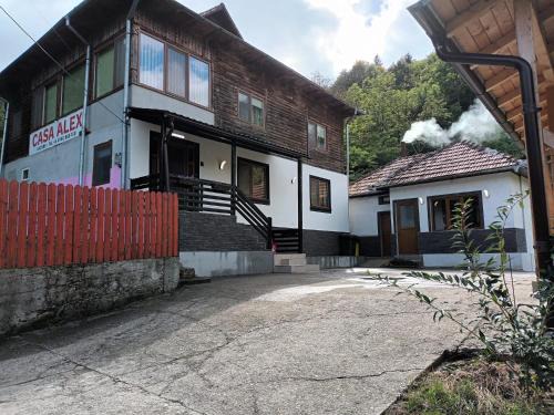 Malaia House | Casa Alex