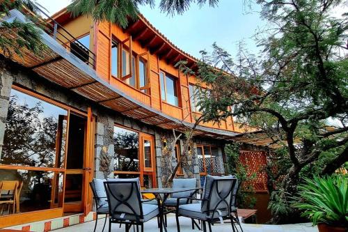 Tepoztlan Villa | Casa Aluna - Oasis in Mountain - Premium 3 bedroom Villa in Tepoztlán with WiFi