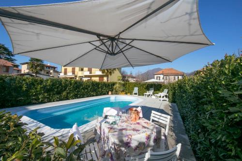 Leggiuno Apartment | Casa Amabile With Salty water Pool - Happy Rentals