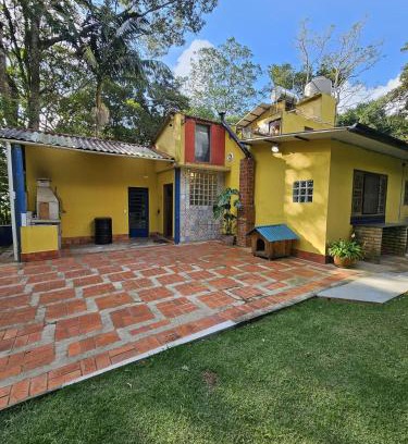 Sao Roque House | Casa Amarela, Refúgio na natureza Rota do vinho