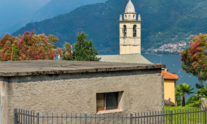 Vignola House | Casa Ambrogio, Family Holiday Home, 3Br And Parking By Halldis