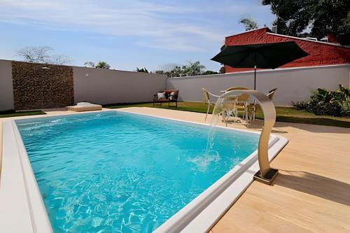 Bonito House | Casa ampla e confortável. Piscina e churrasqueira.