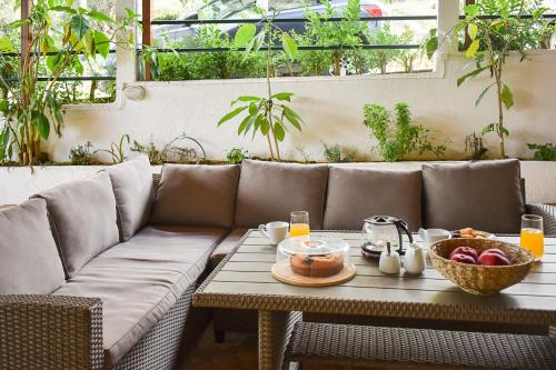 Sinarades House | Casa Ankilena - Corfu Garden Bliss