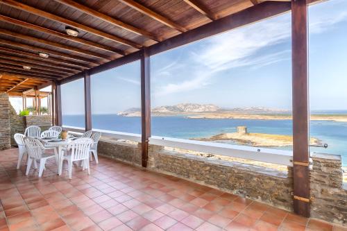 La Pelosa House | Casa Aura