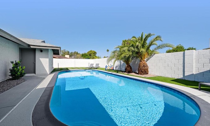 Mesa House | Casa Azul