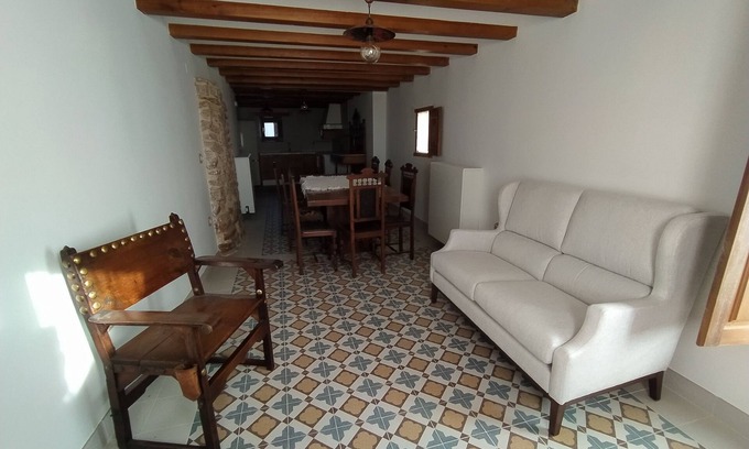 Noviercas House | Casa Bécquer Rural Lodging