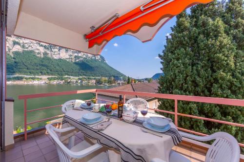 Riva San Vitale Apartment | Casa Bader - Happy Rentals