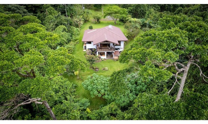 La Tigra House | Casa Bromelia, 30 minutes from La Fortuna