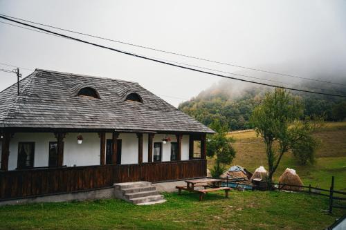 Dambovicioara House | Casa Bunicilor Ciocanu