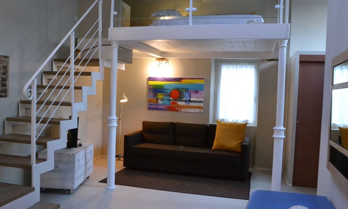 Lazise Old Town Apartment | Casa Carlottina - Loft in the heart of Lazise