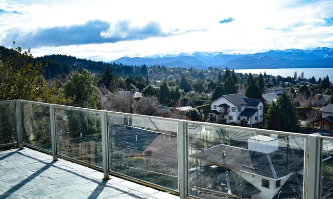 San Carlos de Bariloche House | Casa Cerro Dorado vista al lago