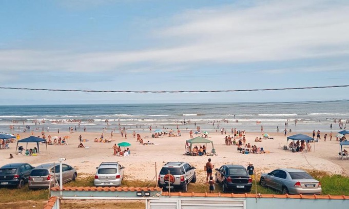 Santa Terezinha House | Casa com piscina à beira-mar