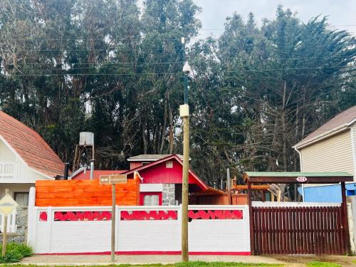 Isla Negra House | Casa con Tinaja Caliente, Quincho y Pet Friendly
