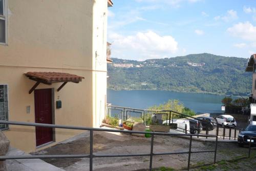 Genzano di Roma Apartment | Casa con vista su Lago di Nemi